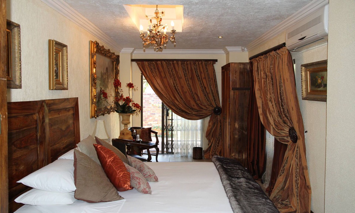Rustenburg House | Bambelela Lodge