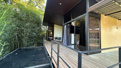 Daniel Flores Villa | Bamboo grove villa