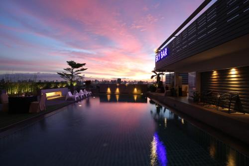 Ramkhamhaeng Hotel | Bangkok Inter Place