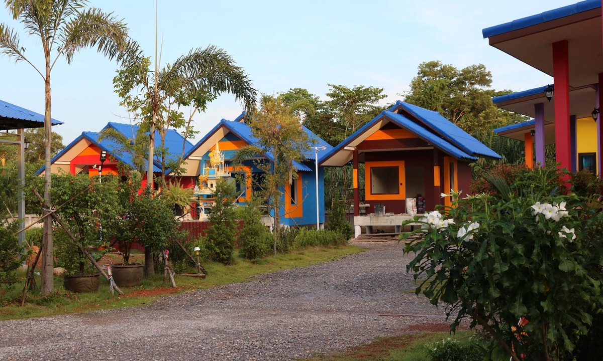 Thung Khwai Kin Hotel | Banphu Resort