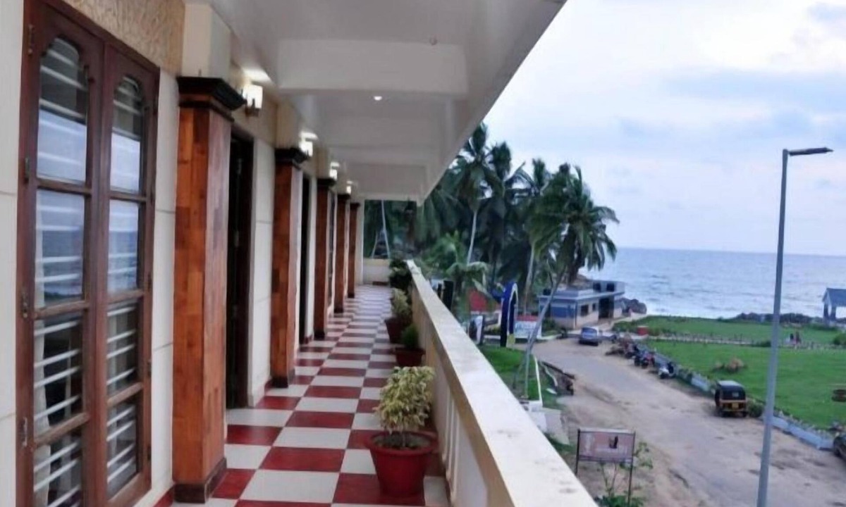 Kovalam Hotel | Banyantree Samudra