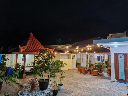 Kalipuro Hostel | Banyu Sri