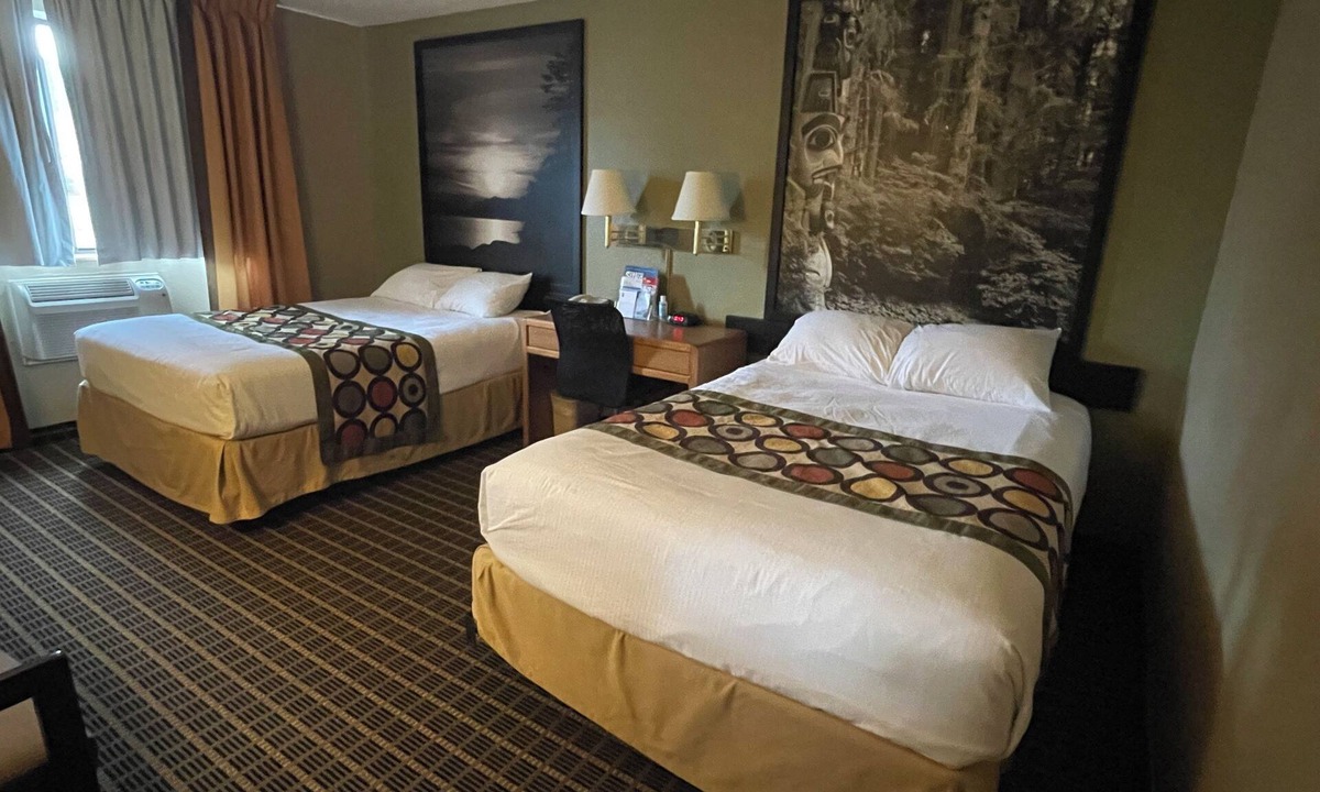Sitka Hotel | Baranof Lodge