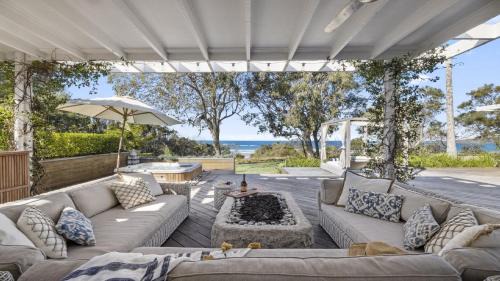 Safety Beach House | Barellen Beach House - Luxe Beach Front, Oceanview