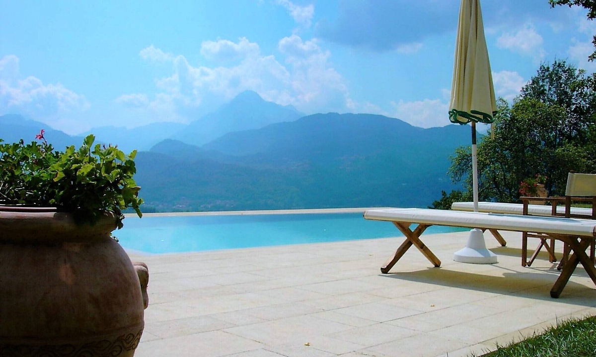 Castelvecchio Pascoli Villa | Barga, beautiful, with private pool and stunning views. Electric car charging.