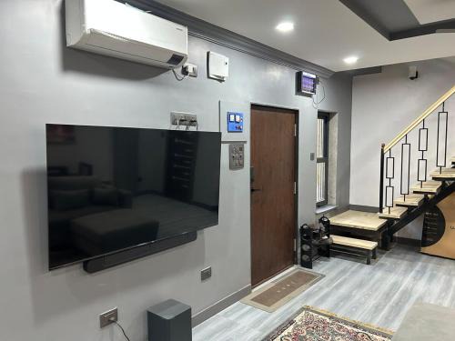 Bharuch Apartment | Barkat Manzil