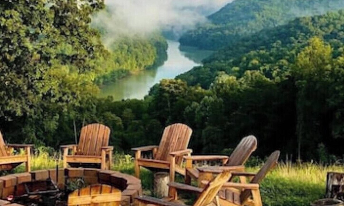 Big Creek House | Barn Loft Apt 2 with Lake & Mountain views & custom wood accents through out.
