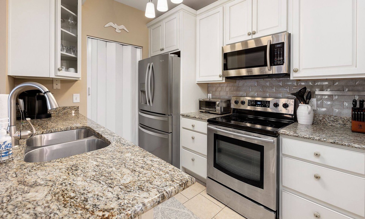 Saint Simons Heights Condo | Barnes Plantation - 2 bedroom, 2 bath Great unit!