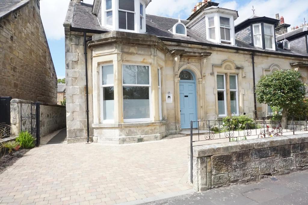 Ayr House | Barns Serviced Accommodation