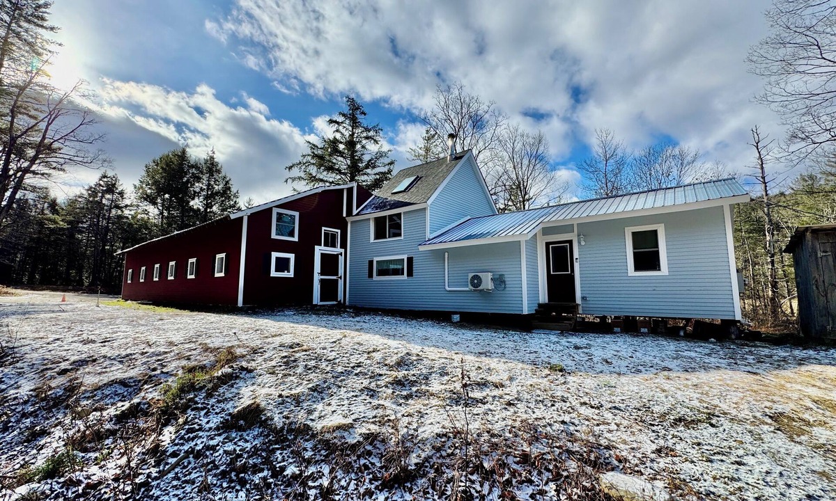 Williamsville House | Barnside Cottage at Fruition Farm