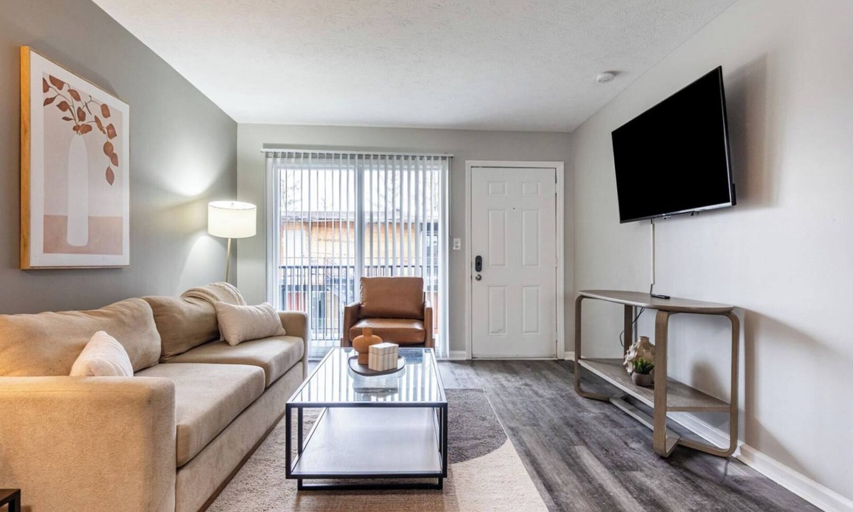 Indianapolis Apartment | Barsala l 2BD with access to Fitness Center and Pool