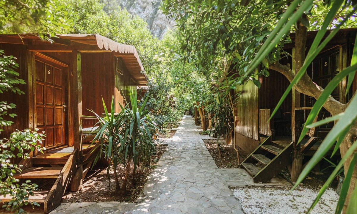 Olympos Hotel | Base Bungalows