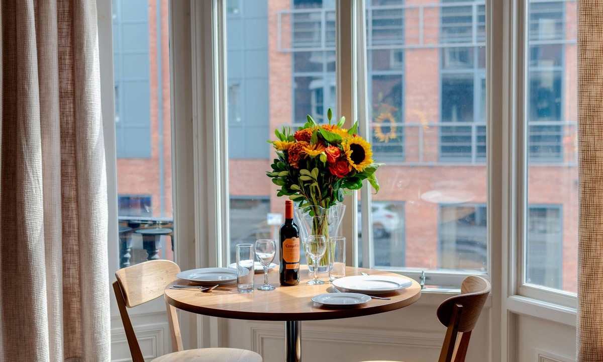Chester Hotel | Base Serviced Apartments - City Road