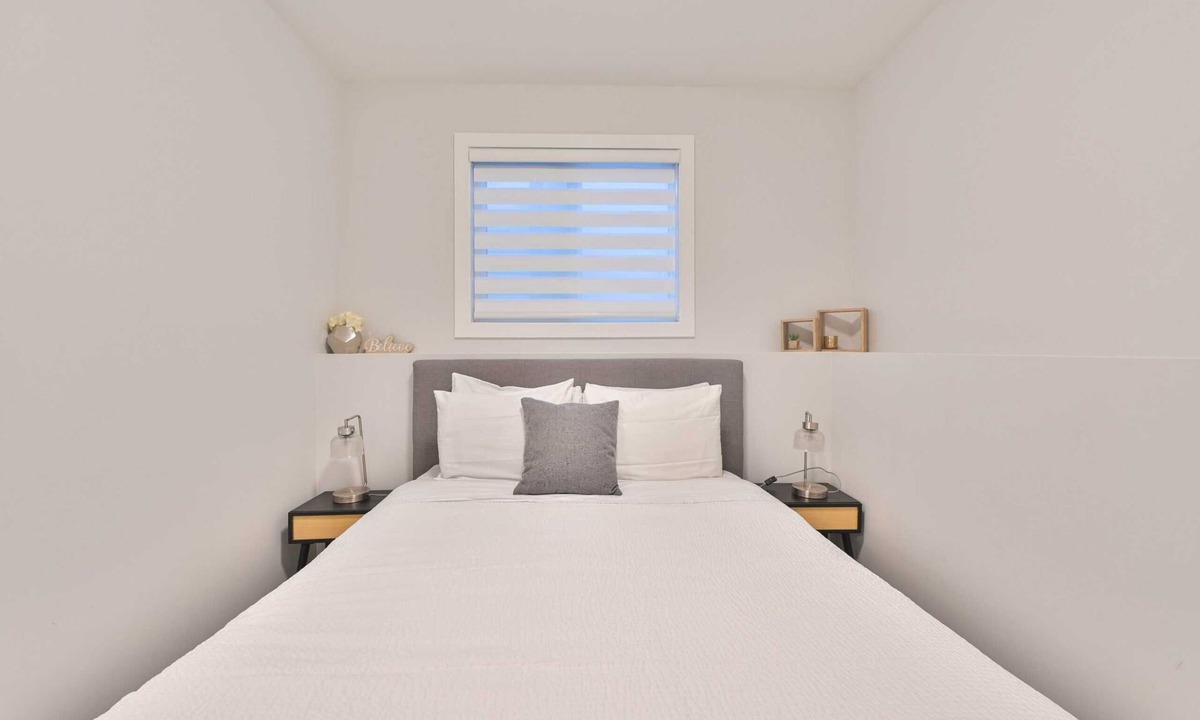 Saskatoon House | Basement Suite in Brighton