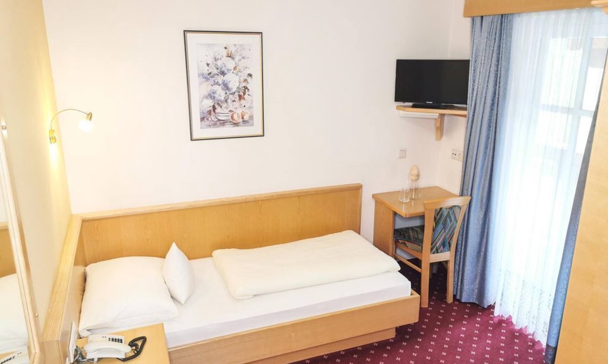 Kleinarl Hotel | Basic & Classic | max. 1 pers. | balcony | 13m² - Hotel Angerwirt