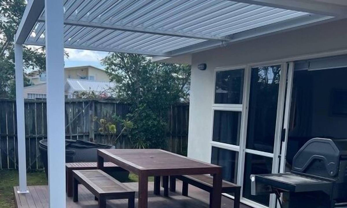 Whangamata Cottage | Baskervilla - Whangamata Holiday Home