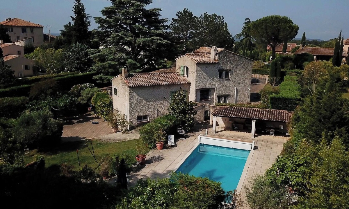 Aix-en-Provence Villa | Bastide provençale - Private pool 11m - Air conditioning - Pizza oven - Aix 5min