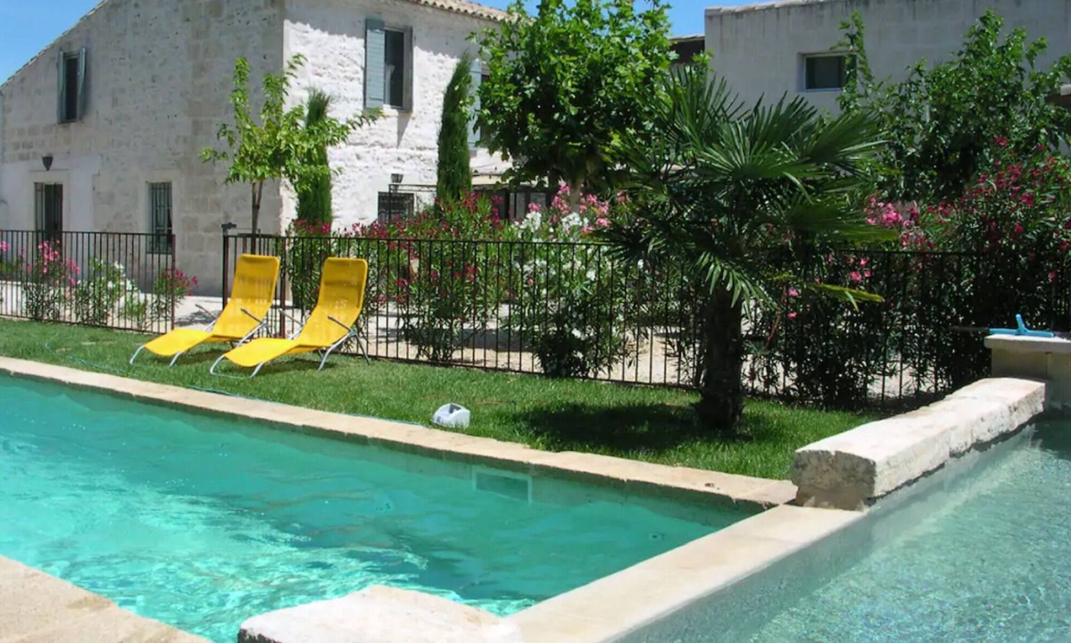 Bellegarde House | Bastide XIX th in Bellegarde (Gard)