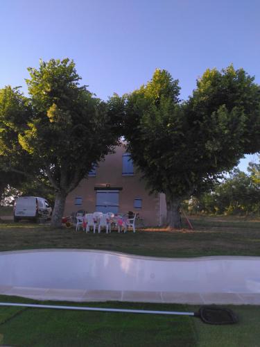 Riez House | Bastidon piscine les tilleuls