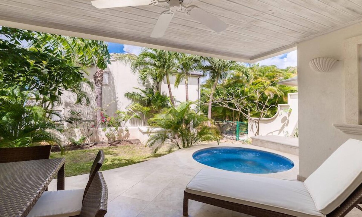 Mount Brevitor Villa | Battaleys Mews No. 24 – Refined West Coast Living Near Mullins Beach