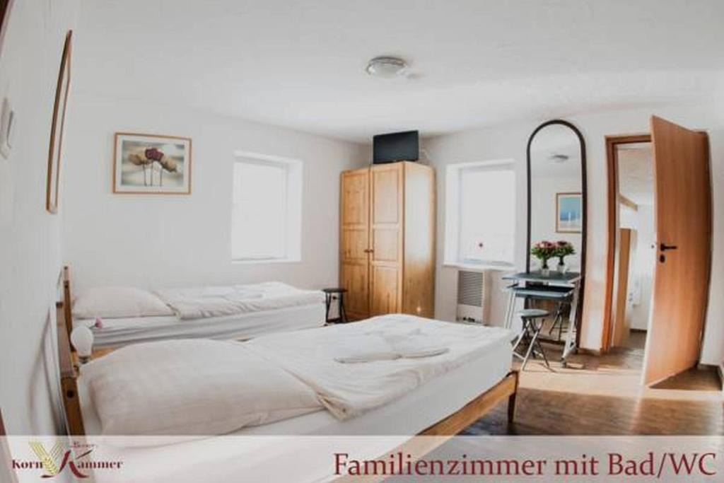Weilerbach House | Bauer Schmidt Weilerbach Bauer`s Budget-Hotel