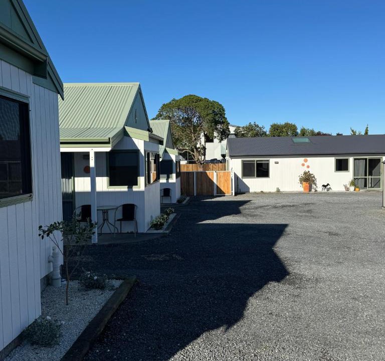 South Bay Hotel | Bay Cottages