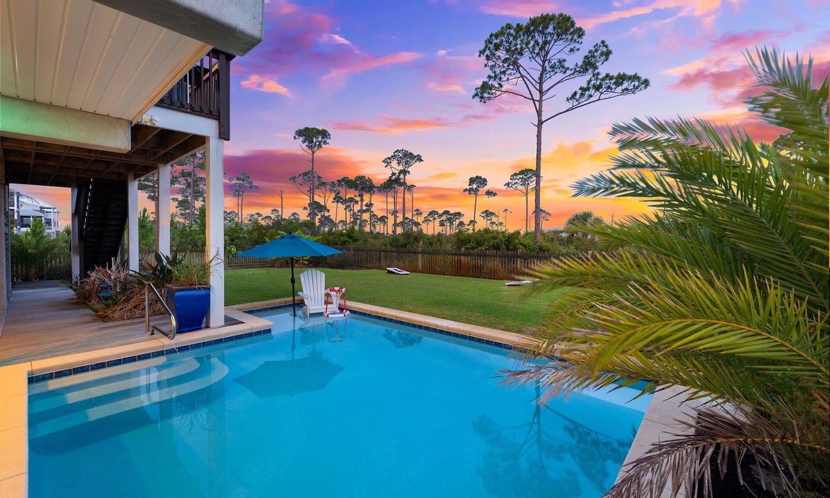 Port St. Joe House | Bay Front! Private Pool! Minutes to the Beach! Ping-Pong!