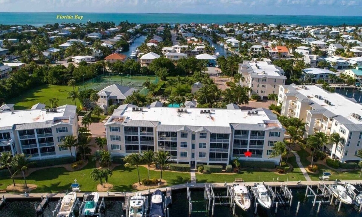 Islamorada Condo | Bay Harbour Islamorada Oceanfront Views 3/2.5 UPDATED condo DOCK