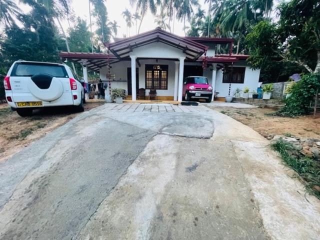 Talalla House | Bay Lodge