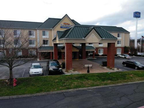 Clinton Hotel | Baymont by Wyndham Clinton