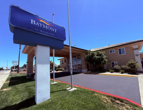 Manteca Hotel | Baymont by Wyndham Manteca