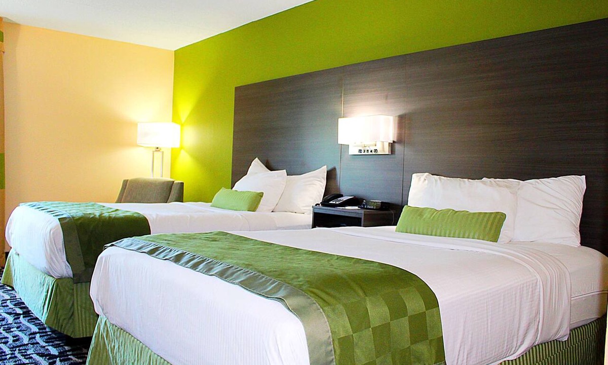 Springfield Hotel | Baymont by Wyndham Springfield