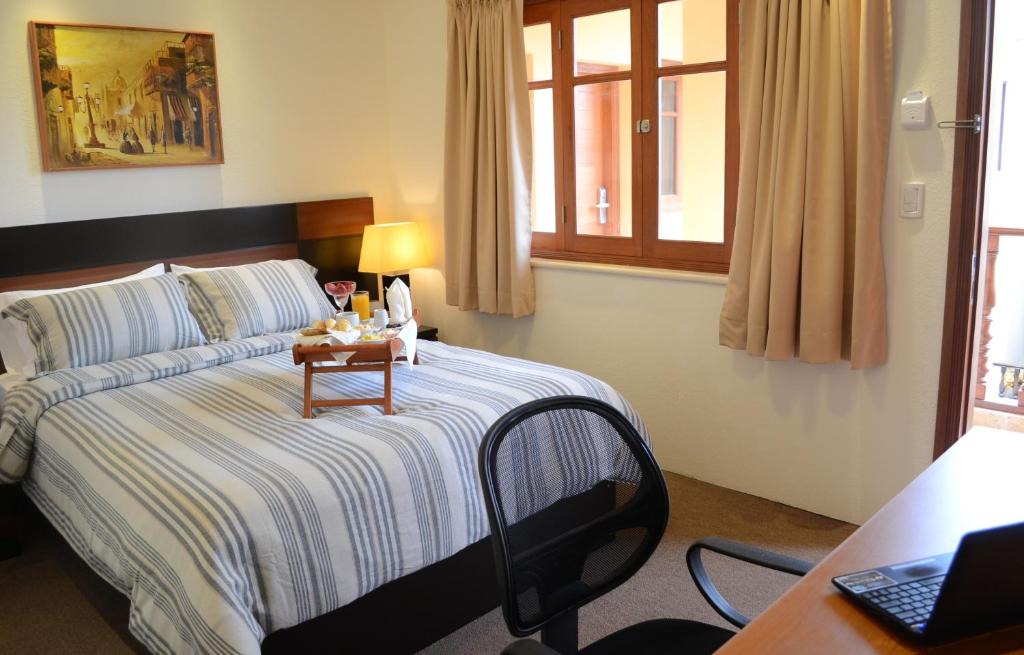 Armendariz Hotel | Bayview Hotel