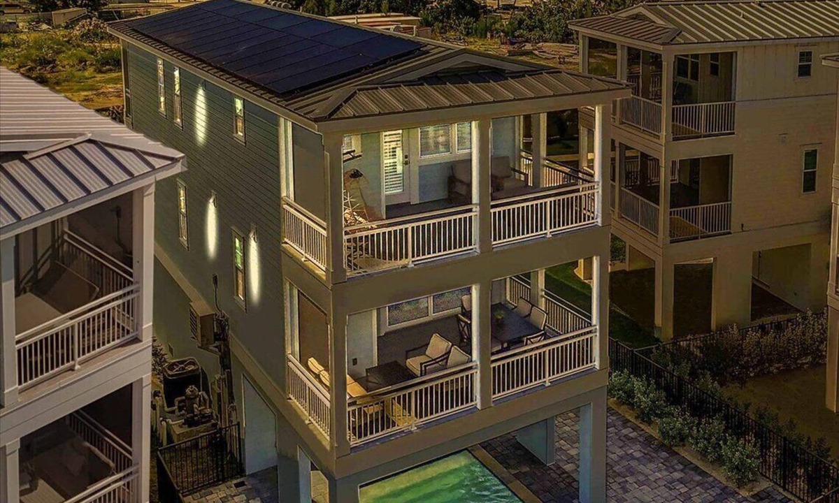 Cortez House | Bayview Pointe! Luxury 3 bedroom home! Near Anna Maria island with heated pool!