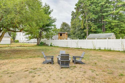 Manchester Apartment | BBQ Ready: Historic Apt 3 Mi to Dtwn Manchester