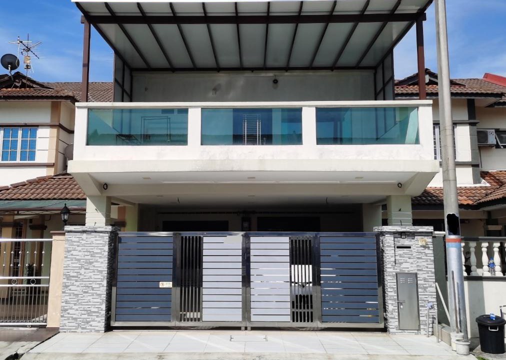 Klang House | BBT Double Storey Balcony Bukit Tinggi Home