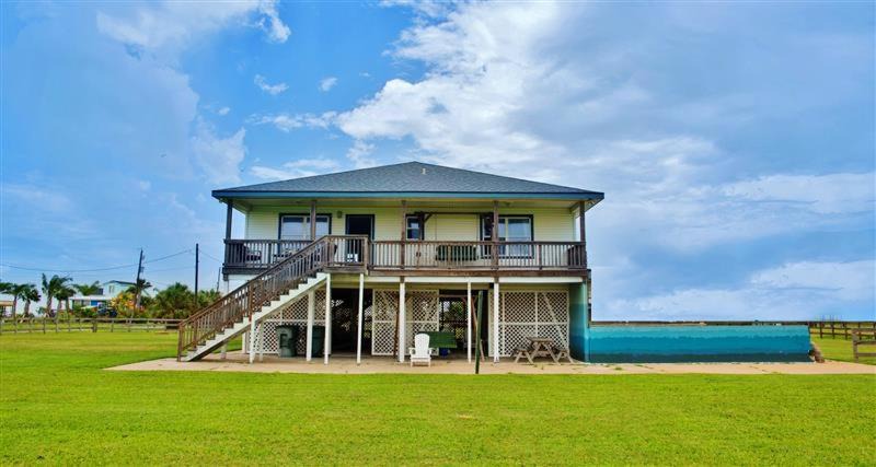 Galveston House | Beach Access! Group-Friendly Galveston Retreat