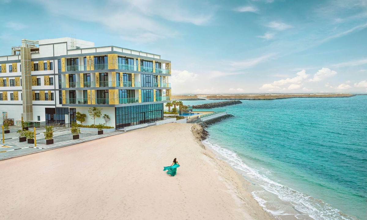 Al Mirfa Hotel | Beach Bay Hotel Mirfa
