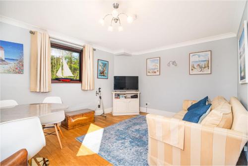 Seaview House | Beach Corner