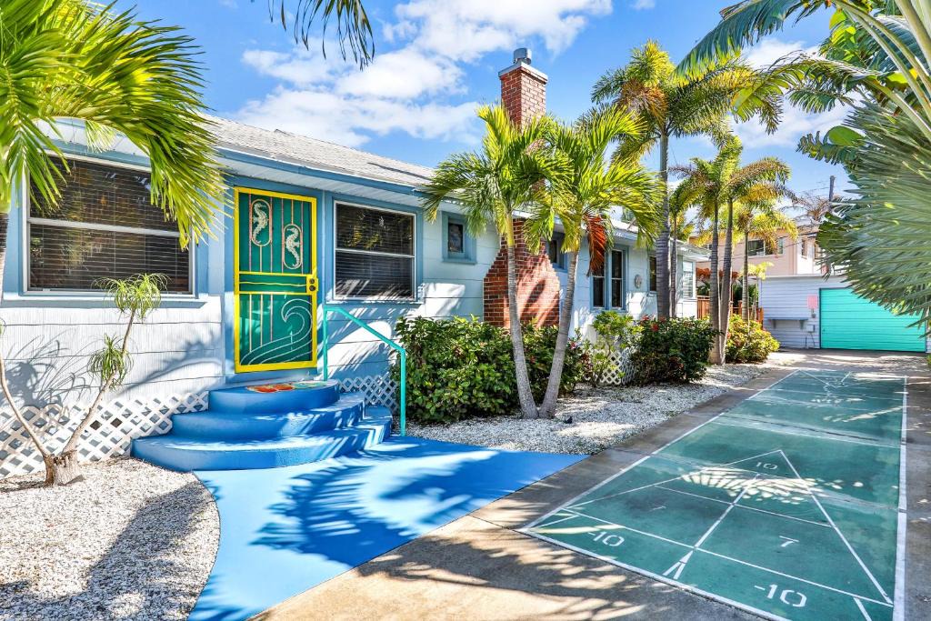 St. Pete Beach House | Beach Cottage Bliss