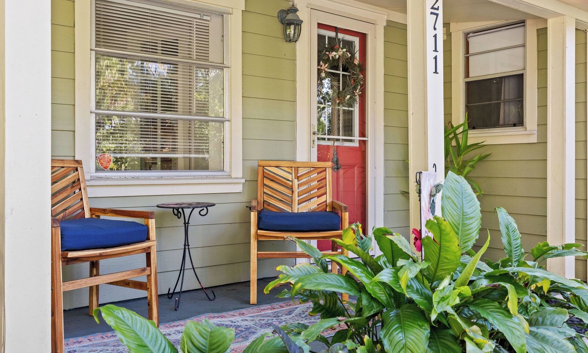 River District House | Beach Days/Downtown Nights-Ideal Location. Free Heated Pool- Fire Pit