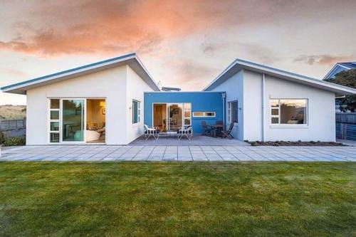 Waimairi Beach House | Beach Escape