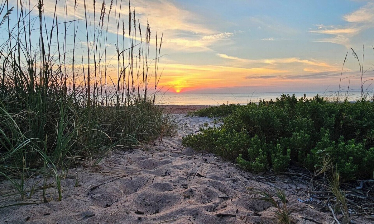 Sunny Shores House | Beach Family Retreat w/HOT TUB, Fire pit, Lots of games & only 100 Steps to Sand