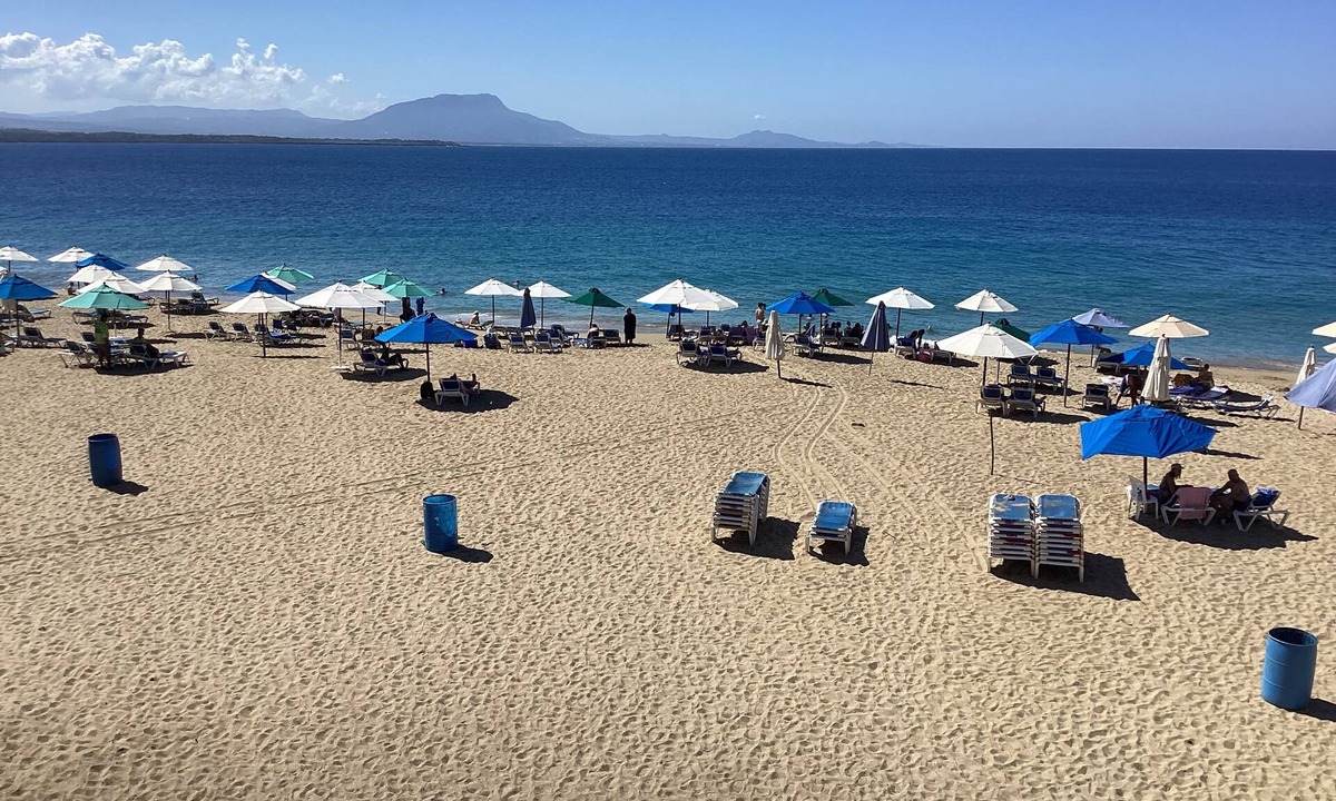 El Batey Condo | Beach Front 2bd/2ba Emaculent 1st FL Poolside Condo Playa Alicia 24hr Security