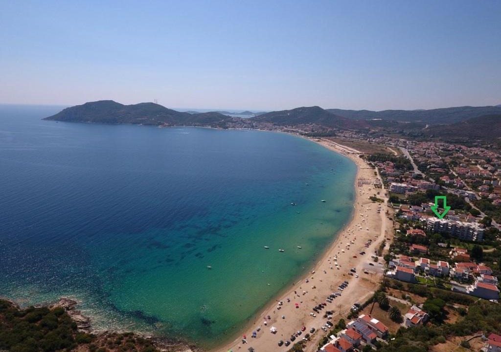 Nea Iraklitsa Apartment | Beach Front Apartment