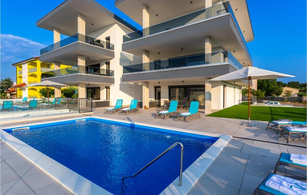 Milcetici Apartment | Beach Front Apartment In Malinska