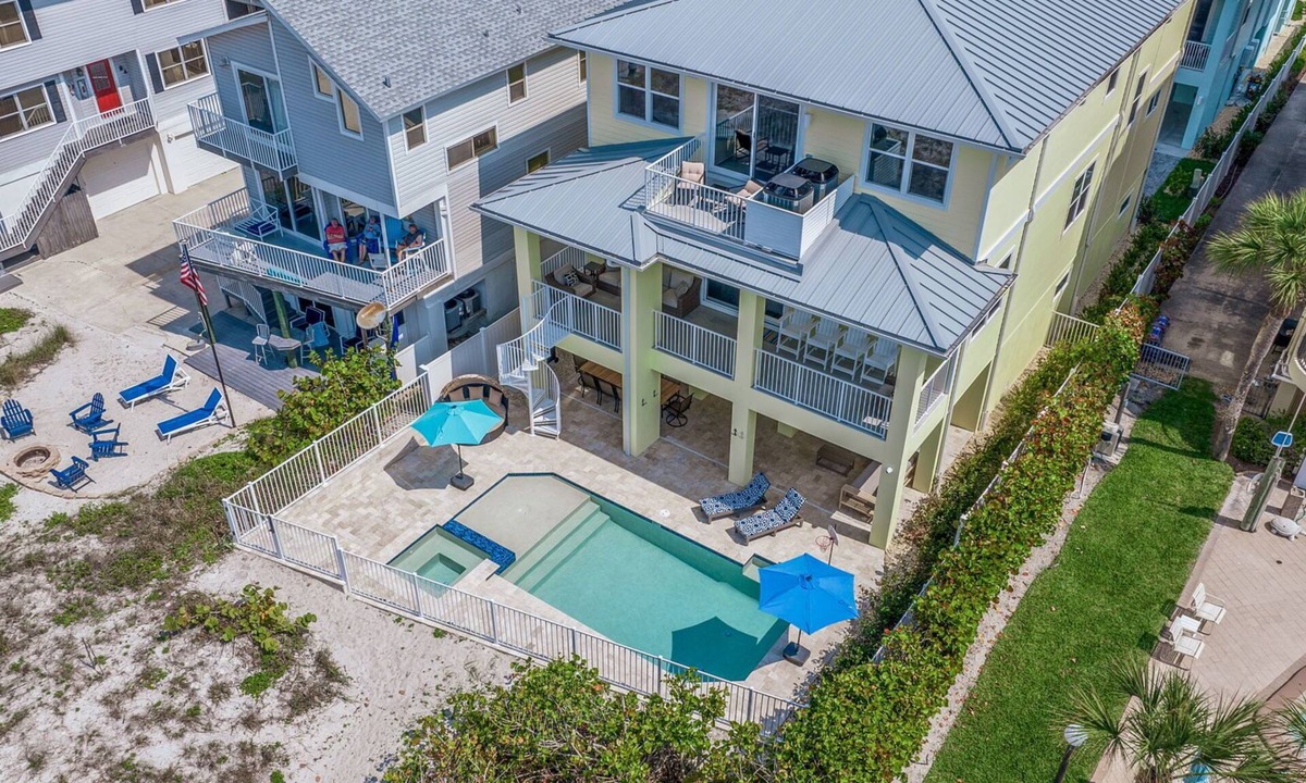 Indian Shores House | Beach Front Breeze Paradise – Gulf-Front Luxury w/Heated Pool, Hot Tub, Balconies & Sunset Views