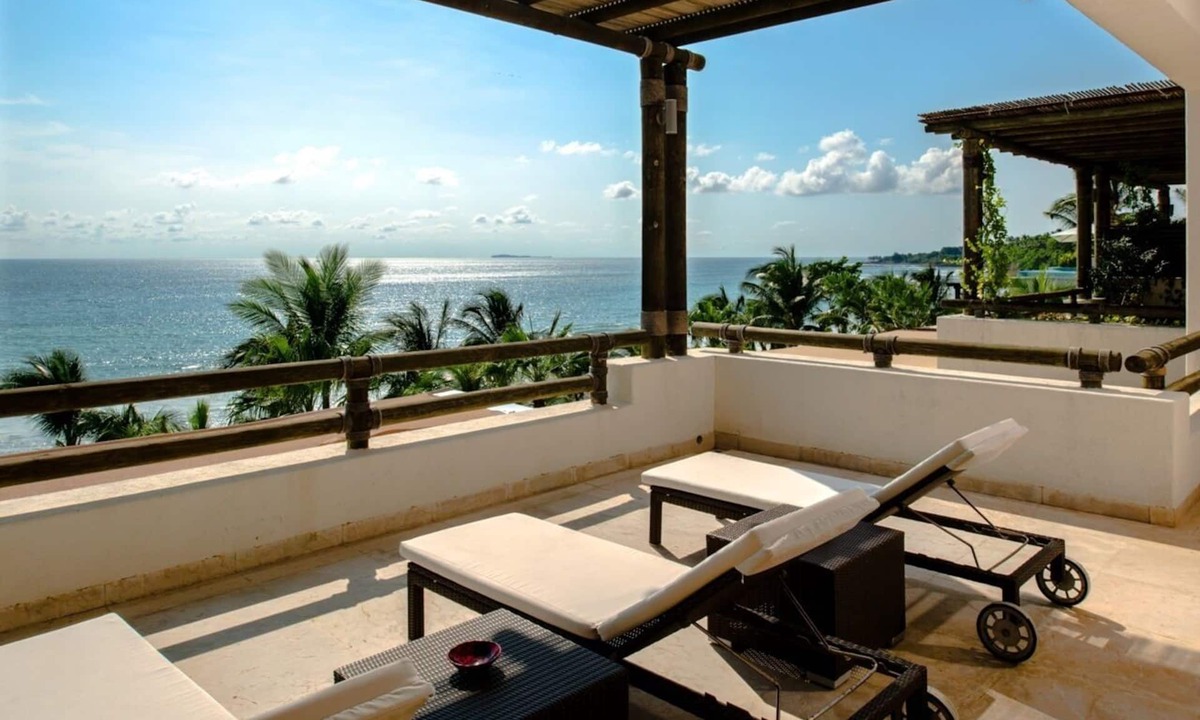 Punta de Mita Condo | Beach Front Condo w/Balcony! Amazing Views, White Sand & Pools!