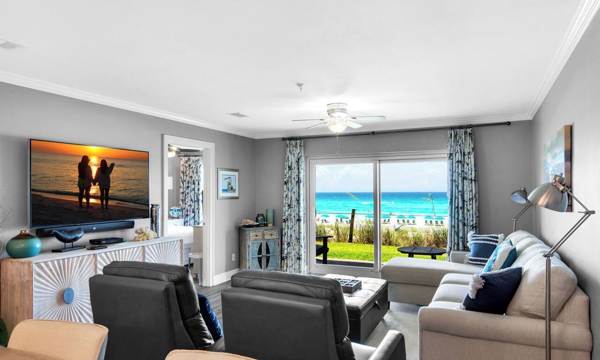 Crystal Beach Condo | Beach Front-Gulf Front Master-Heated Pool-3BR Emerald Dunes 103