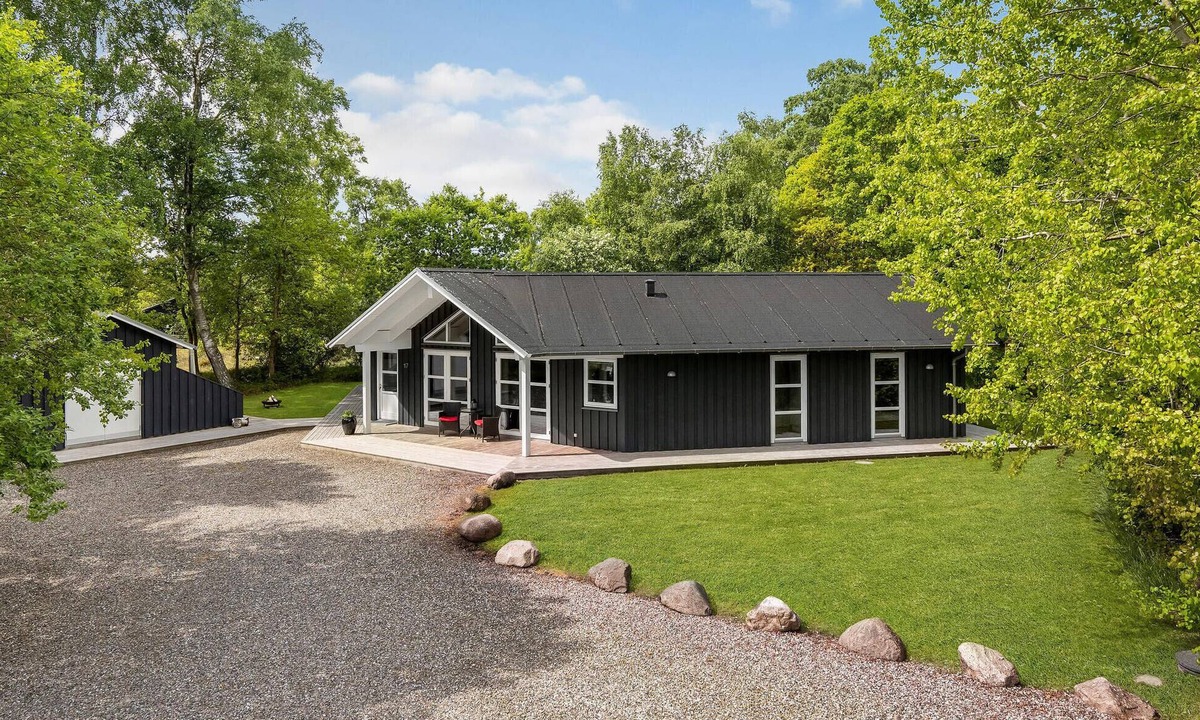 Grena Strand House | Beach front home in Grenaa with WiFi